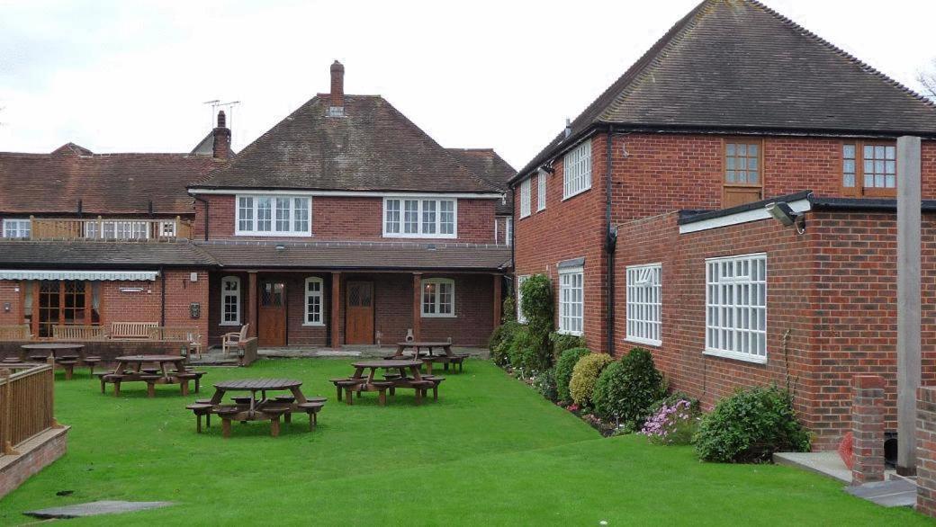 Newtown House Hotel Саут Хейлинг Екстериор снимка